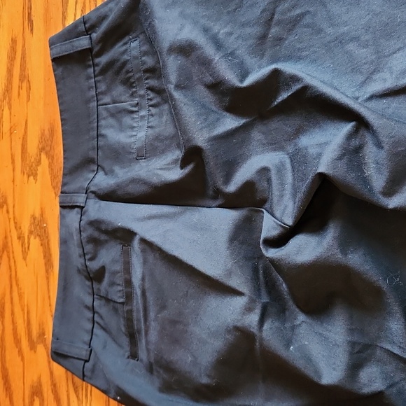 Dockers Mid-Rise Curvy Metro Pant Individual Fit - Picture 6 of 7